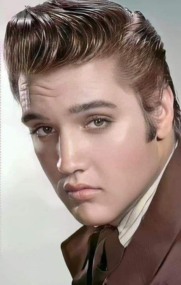 ELVIS – Bridge Over Troubled Water